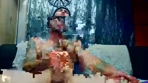 Snapshot of 8inspyder chatting on 10/14/25, 04:30 EvelDicknievel1 online show from 10/14/25, 04:30