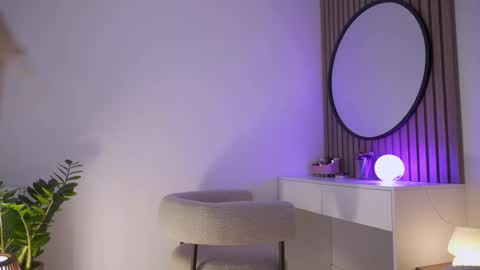 8selene online show from 02/09/26, 12:09