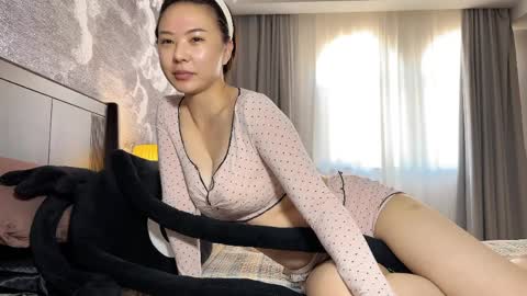 Snapshot of 9567gigi chatting on 04/07/26, 04:46 lily online show from 04/07/26, 04:46