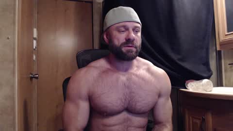 Snapshot of 9fat_inches chatting on 01/22/25, 04:13 9 fat inches online show from 01/22/25, 04:13