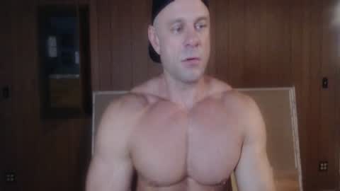 9 fat inches online show from 07/18/26, 03:33