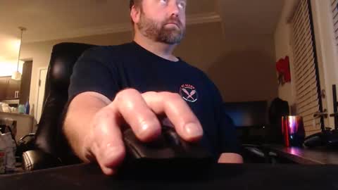 Snapshot of 9inchcurved chatting on 12/01/25, 10:31 9inchcurved online show from 12/01/25, 10:31