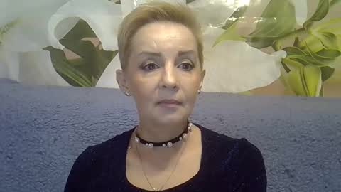 Snapshot of 9kitty chatting on 02/14/25, 10:49 9kitty online show from 02/14/25, 10:49