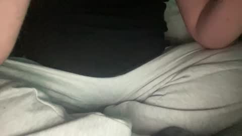 Snapshot of 9x6thickmassive chatting on 01/26/25, 08:14 9x6thickmassive online show from 01/26/25, 08:14