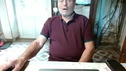 Snapshot of _123_voyeur_ chatting on 09/13/25, 10:04 _123_voyeur_ online show from 09/13/25, 10:04