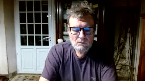 Snapshot of _123_voyeur_ chatting on 10/23/25, 10:19 _123_voyeur_ online show from 10/23/25, 10:19