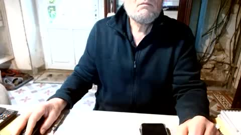 Snapshot of _123_voyeur_ chatting on 12/22/25, 10:45 _123_voyeur_ online show from 12/22/25, 10:45