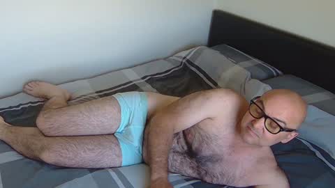 Snapshot of ____zeus____ chatting on 06/12/26, 05:12 God Zeus online show from 06/12/26, 05:12