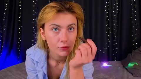 Willow online show from 03/30/26, 09:38