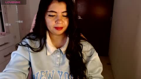 Snapshot of _aafrodita__ chatting on 06/18/26, 03:27 Alexa online show from 06/18/26, 03:27