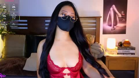 Snapshot of _aaliyah chatting on 04/07/26, 07:42 ally online show from 04/07/26, 07:42