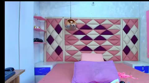 Snapshot of _abby_rouss chatting on 09/16/25, 03:07 abby rouss online show from 09/16/25, 03:07