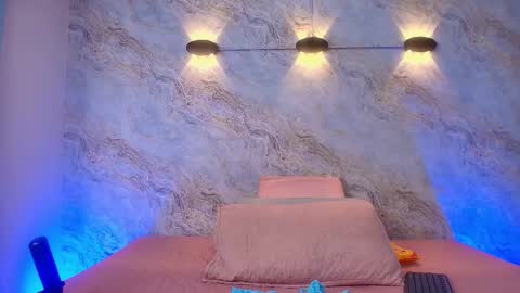 Snapshot of _abby_rouss chatting on 10/28/25, 03:10 abby rouss online show from 10/28/25, 03:10