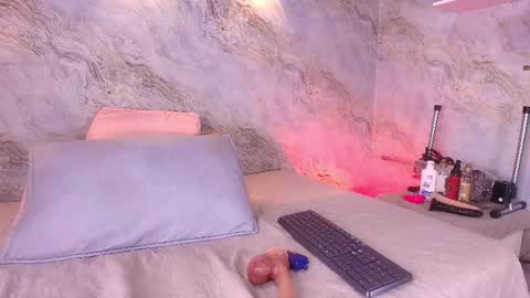 Snapshot of _abby_rouss chatting on 11/07/25, 03:39 abby rouss online show from 11/07/25, 03:39