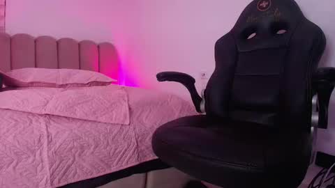 Snapshot of _abby_rouss chatting on 11/22/25, 03:16 abby rouss online show from 11/22/25, 03:16