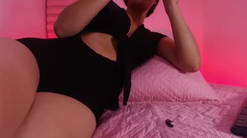 Snapshot of _abby_rouss chatting on 11/23/25, 03:06 abby rouss online show from 11/23/25, 03:06