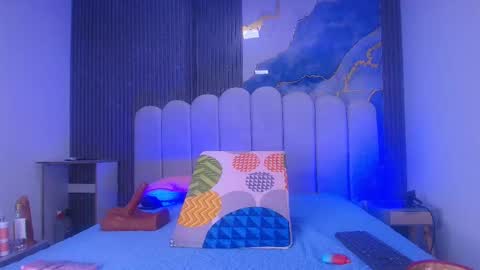 Snapshot of _abby_rouss chatting on 12/15/25, 03:11 abby rouss online show from 12/15/25, 03:11