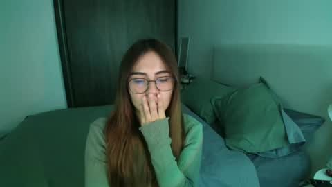 abby 3 online show from 02/28/25, 09:23