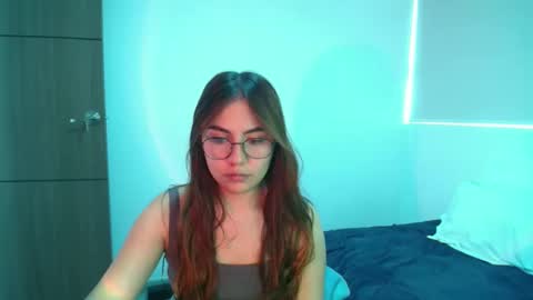 abby 3 online show from 10/01/25, 03:18