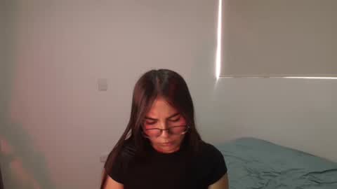 Snapshot of _abbyyyy_ chatting on 04/01/26, 06:16 abby 3 online show from 04/01/26, 06:16