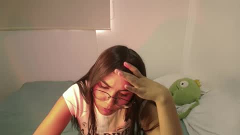 Snapshot of _abbyyyy_ chatting on 04/08/26, 05:46 abby 3 online show from 04/08/26, 05:46