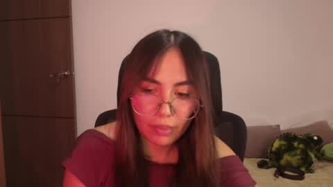 Snapshot of _abbyyyy_ chatting on 06/30/26, 05:14 abby 3 online show from 06/30/26, 05:14