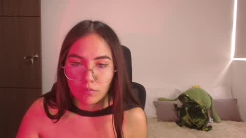 Snapshot of _abbyyyy_ chatting on 07/14/26, 04:13 abby 3 online show from 07/14/26, 04:13