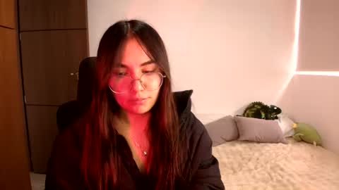 Snapshot of _abbyyyy_ chatting on 07/22/26, 04:10 abby 3 online show from 07/22/26, 04:10