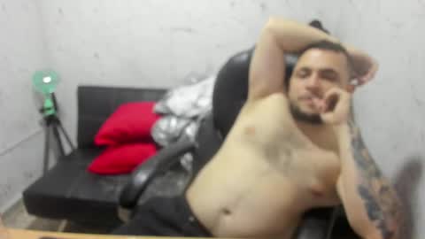     ----       online show from 05/09/26, 12:05