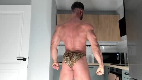 Snapshot of _adam19 chatting on 12/27/24, 12:18 Adam online show from 12/27/24, 12:18