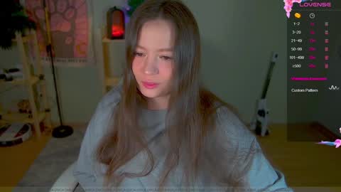 Emy online show from 01/01/25, 11:40