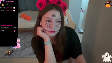 Emy online show from 10/31/25, 03:18