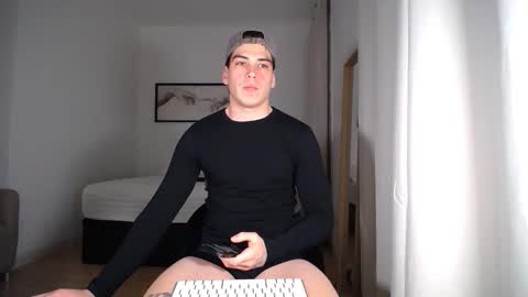 _aesthetic online show from 04/02/26, 07:11