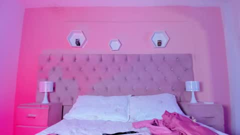 Agatha online show from 12/30/24, 08:04