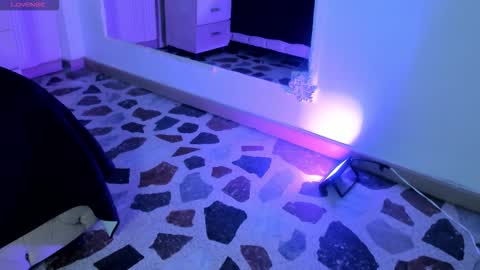 Agatha online show from 10/12/25, 04:44