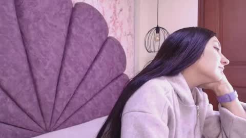  Alaia online show from 12/17/25, 11:38