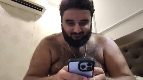 Snapshot of _alan_bear_ chatting on 05/20/26, 06:58 Alan online show from 05/20/26, 06:58