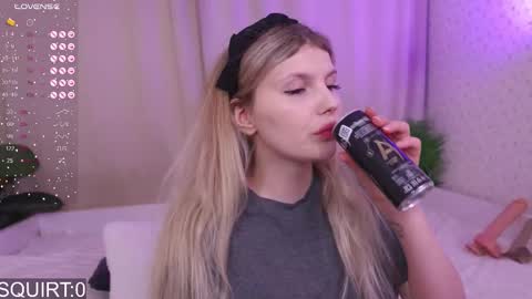 Snapshot of _aleksa chatting on 09/08/25, 05:56 Alexa online show from 09/08/25, 05:56