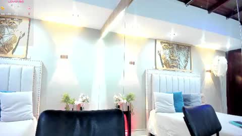 Snapshot of _alice08_ chatting on 06/10/26, 12:04 online show from 06/10/26, 12:04