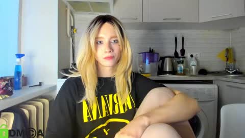 Snapshot of _alice_kitty chatting on 12/26/24, 12:49 Gaylord online show from 12/26/24, 12:49