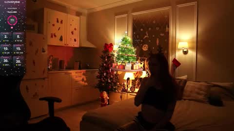 _alice_meyss_ online show from 12/18/25, 10:16