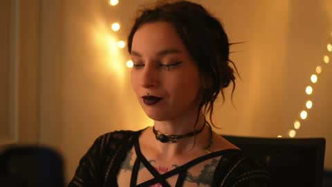 Snapshot of _alicemorrison_ chatting on 03/30/26, 05:25 Alice Morrison Mistress Datura online show from 03/30/26, 05:25