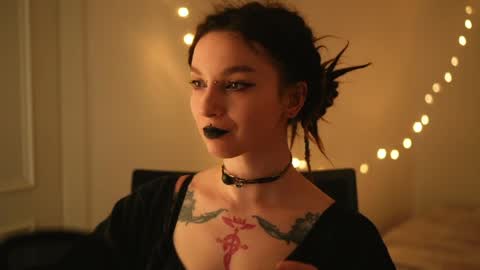 Snapshot of _alicemorrison_ chatting on 04/05/26, 05:21 Alice Morrison Mistress Datura online show from 04/05/26, 05:21
