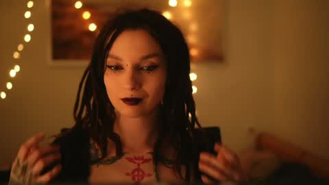 Snapshot of _alicemorrison_ chatting on 04/10/26, 05:17 Alice Morrison Mistress Datura online show from 04/10/26, 05:17
