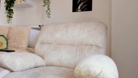 Karo online show from 12/05/24, 04:12