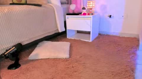 Snapshot of _alissonrose chatting on 09/19/25, 09:04 Karo online show from 09/19/25, 09:04