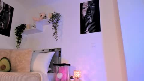 Snapshot of _alissonrose chatting on 10/31/25, 11:39 Karo online show from 10/31/25, 11:39