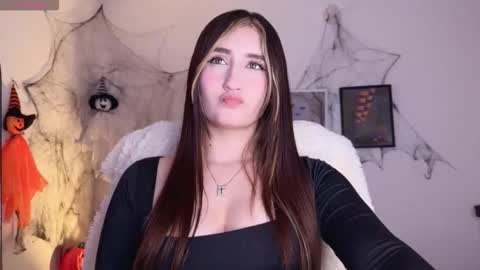 Snapshot of _allisongomez chatting on 10/20/25, 05:19 _allisongomez online show from 10/20/25, 05:19