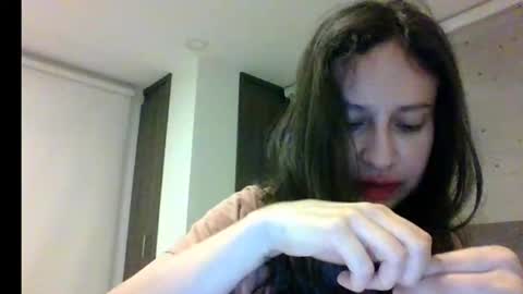 Snapshot of _alyson chatting on 10/22/25, 04:02 _alyson online show from 10/22/25, 04:02