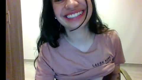 Snapshot of _alyson chatting on 10/24/25, 03:25 _alyson online show from 10/24/25, 03:25